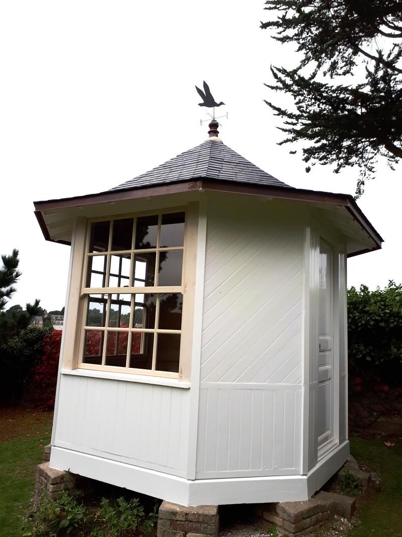 kiosque cuivre saint-briac