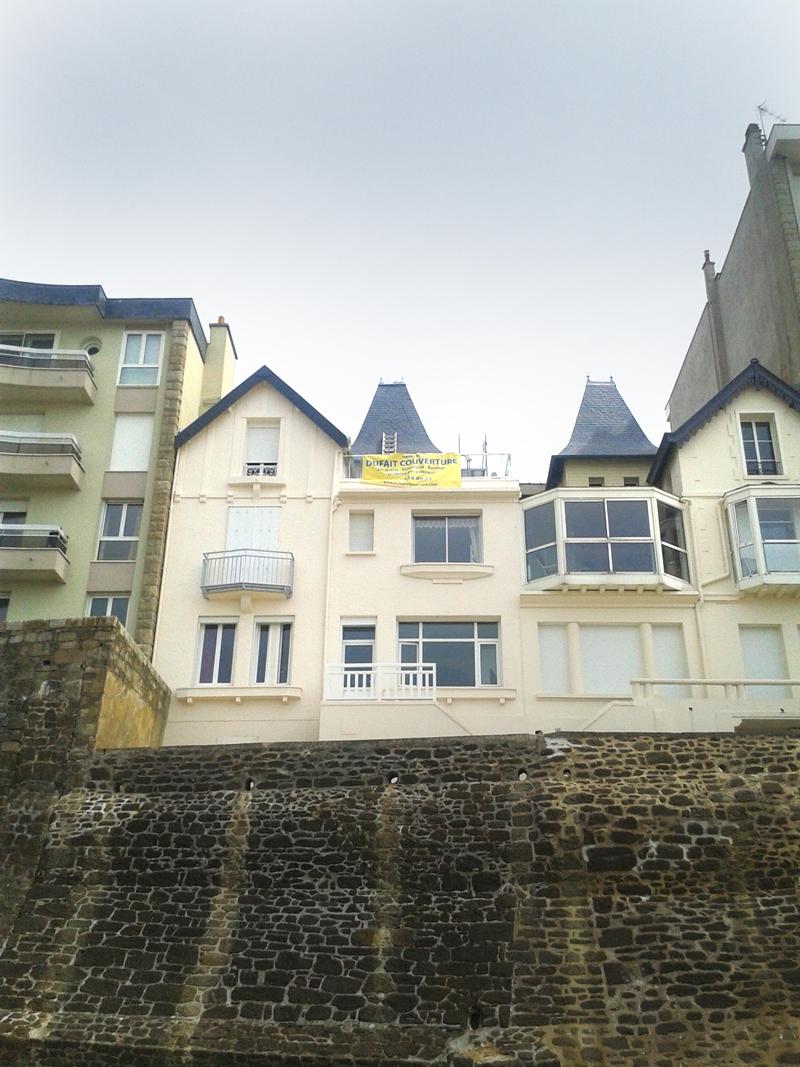 Rénovation tourelle en ardoise rochebonne